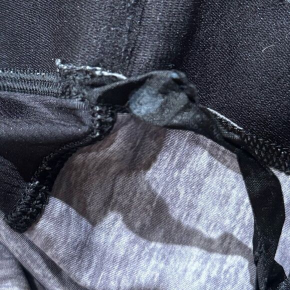 Peloton X Wear It To Heart Pride Leggings Men’s Large - Picture 2 of 4